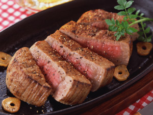 Medium Rare Steak Wallpaper HD