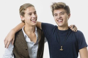 Dylan And Cole Sprouse 2013 Wallpaper
